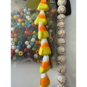 Bead Treasures Bead Landing Candy Corn Crackle E Beads 6/0 Glass Bundle